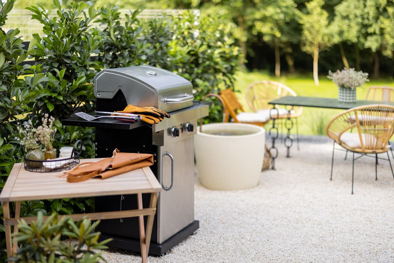 How To Pest-Proof Your Grill This Summer